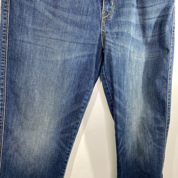 Levi's Flatters & Flaunts Skinny Leg Dark Wash Blue Jeans Womens Size 14 32 x 32 - Picture 4 of 11